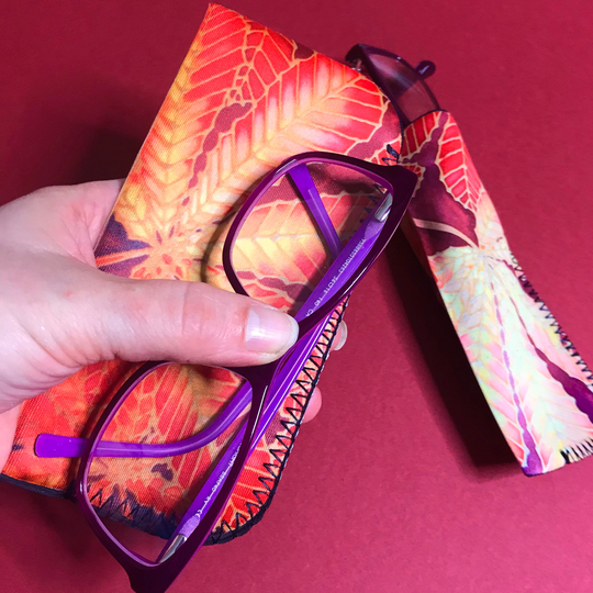 Soft Protective Fall Spectacles Case - Autumn Leaves Print Slip On Glasses Pouch Red Yellow Chocolate Small Portable Gift