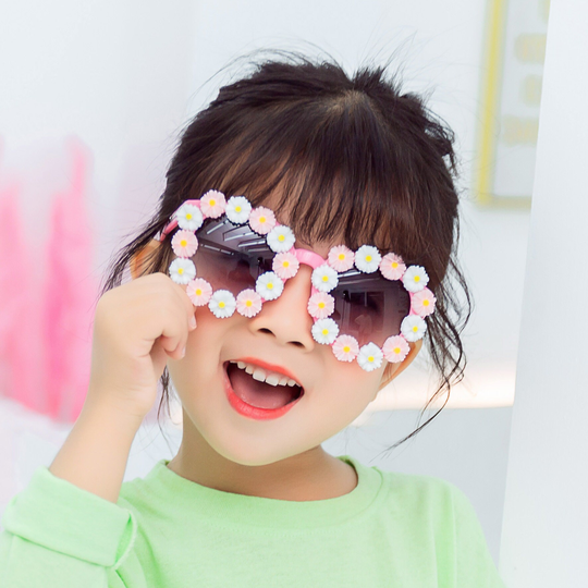 Flower Sunglasses, Daisy, Stocking Stuffers, Party Favors, Flower Girls
