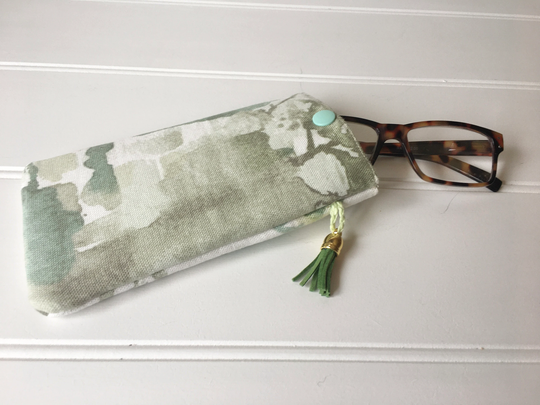 Green Tree Design Glasses Case With Green Tassel, Soft Case, Pretty Abstract Sunglasses Gift For Her