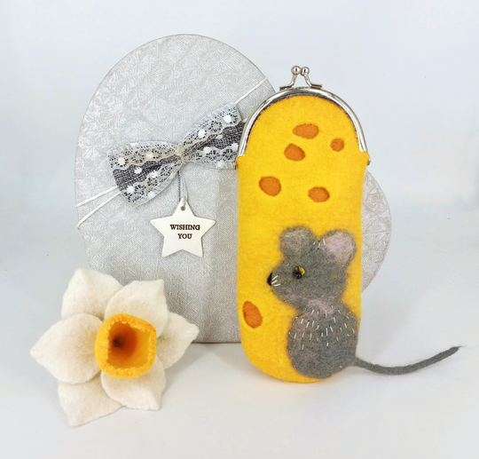 Wool Felt Eyeglass Case Glasses Case Fashion Accessory Necessary Gift Woollen Clutch