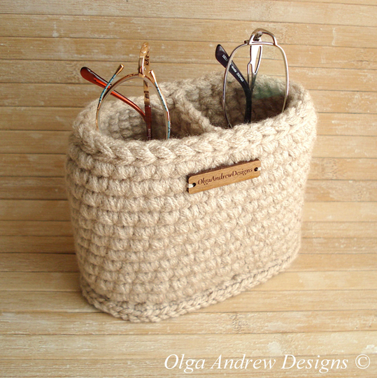 25 Colours Small Oval Divided Eyeglass Holder, Multiple Pair Glasses Stand, Double Upright Holder, Olgaandrewdesigns