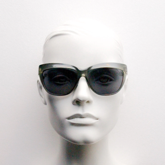 90S Vintage Chunky Cat Eye Sunglasses. 1990S Futurist Pearlised Perspex & Matt Aluminium Cateye Frame With Arm Cut Outs. Unused Nos