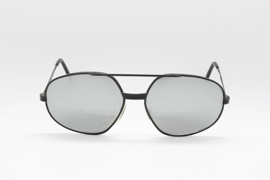 80S Vintage Silver Mirror Modified Aviator Sunglasses. Black Metal Frame Mens Aviators With Curved Lenses. 90S
