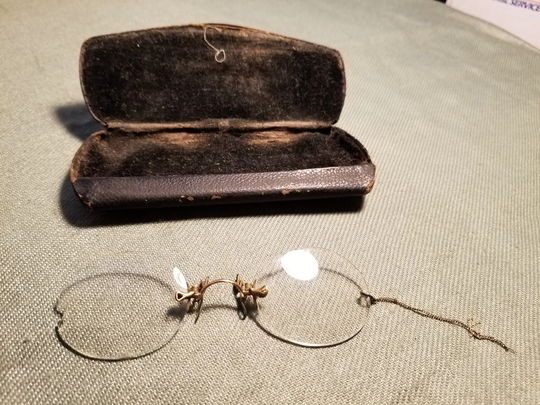 Antique Pince-Nez Rimless Eyeglasses W Case