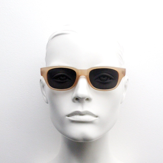 90S Vintage Cat Eye Sunglasses. Transparent Beige Frame Cateyes With Grey Lenses. New Wayfarer Style Eye. 50S Cateye Design. Nos