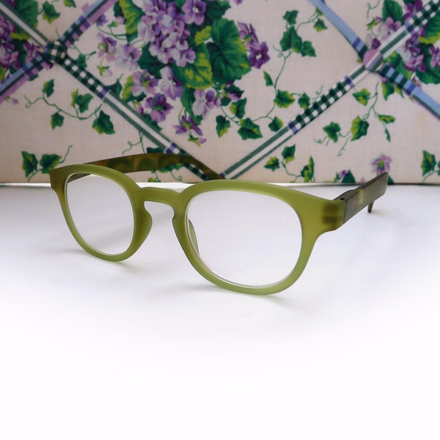 Olive Camo Green 1.25 Readers, Eyeglasses Cheaters Full Lens Reading Glasses, Craft Supply