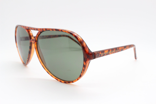 Carven Of Paris 80S Vintage Aviator Sunglasses. Large Teardrop Design in Vibrant Tortoise With Green Lenses. Mens Aviators. 70S. Nos