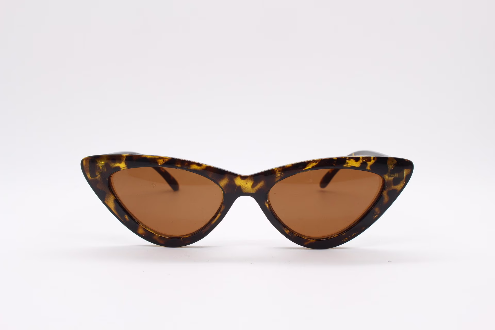 Vintage 90S Pointed Cat Eye Sunglasses. Womens 50S Style Tortoise Frame With Brown Lenses. Rockabilly Pin Up Cats Eye. Bnwt