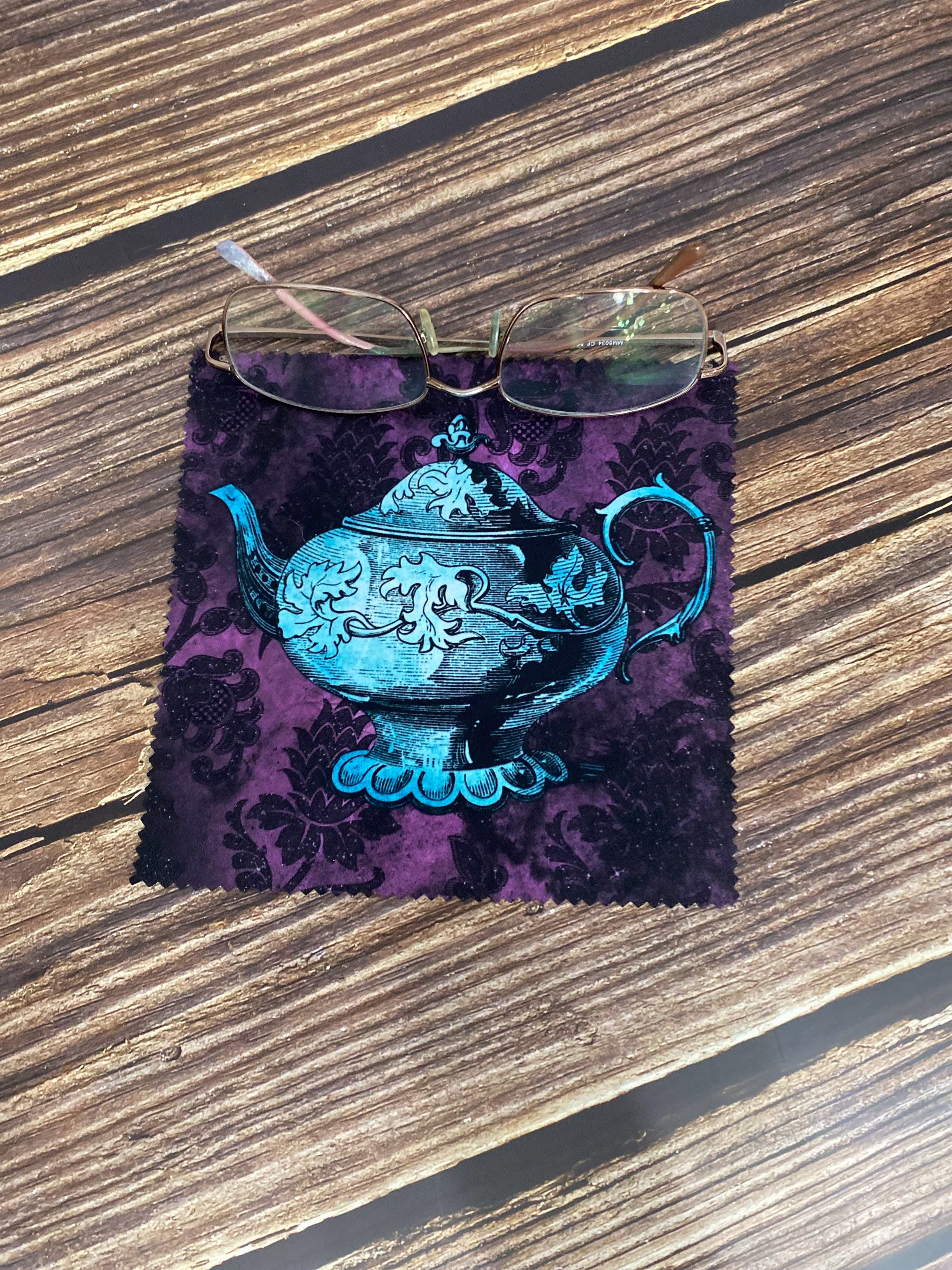 Teapot Alice in Wonderland Inspired Print Microfiber Cloth Eye Glass Cleaning Tablet Phone
