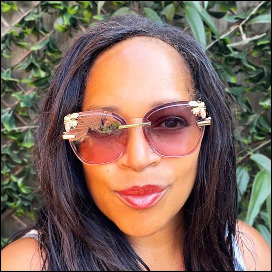 Bumble Bee Sunglasses For Women, Trendy Pink Brown Oversized Shades, Fun Festival Fashion, Cute Wildlife Summer Beach Sunnies, Lightweight