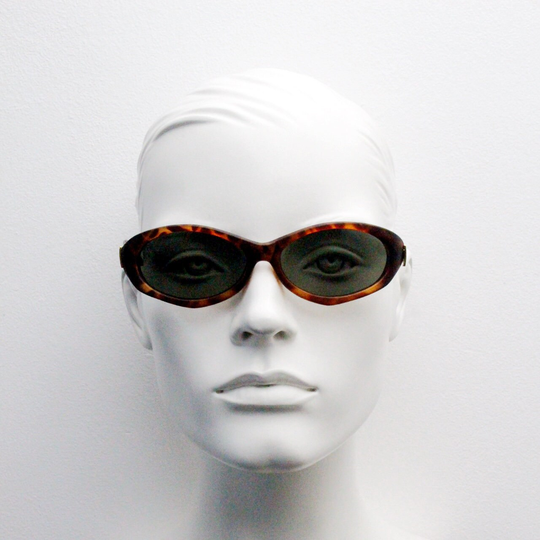 90S Vintage Angular Oval Cateye Sunglasses. Matt Finish Cat Eye Tortoise Frame With Gold Metal Temple Crests. Nos