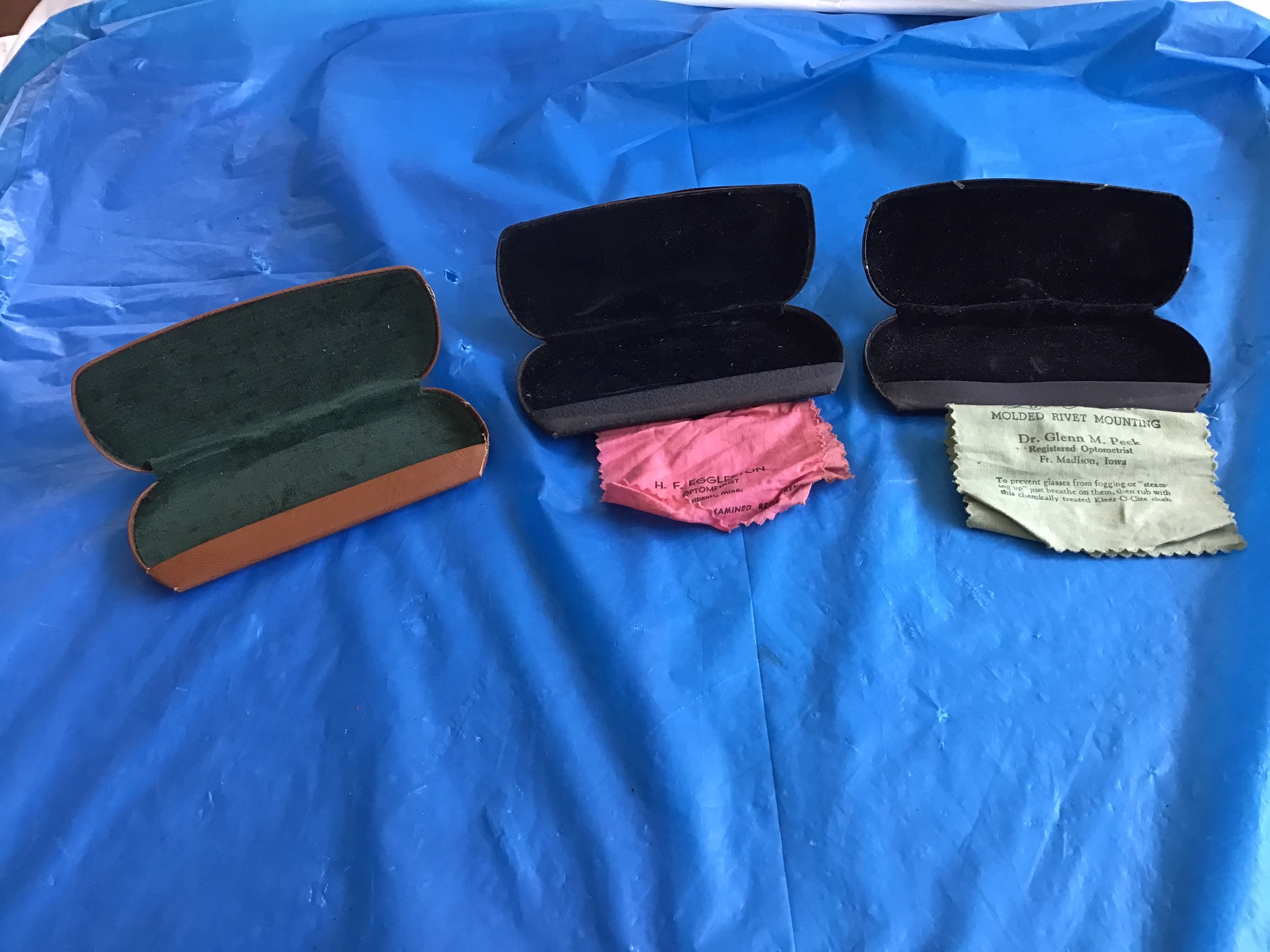 Lot Of 3 - Vintage Leatherbound, Hardback, Plush Lined, Hinged, Wirerim Spectacles/Glasses Cases