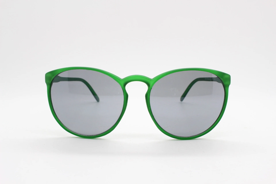 80S Vintage Round Cat Eye Sunglasses. Slightly Oversized Slim Green Frame in A Rubber Finish With Grey Lenses. Unworn. Bnwt