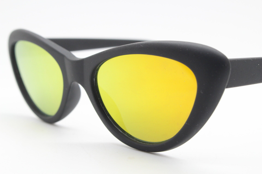 Vintage 90S Oval Cat Eye Sunglasses. Womens Black Rubber Finish Frame With Gold Mirror Lenses. Rockabilly Cats Eye. Unused Nos