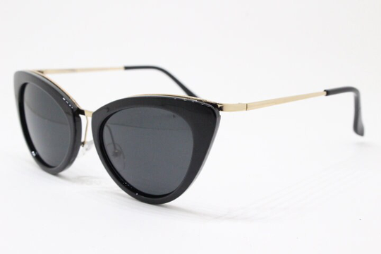 Vintage Y2K Pointed Cat Eye Sunglasses. 2000S Womens Black Frame With Gold Cateye. 50S Style Rockabilly, Pin Up. Nos Cateyes