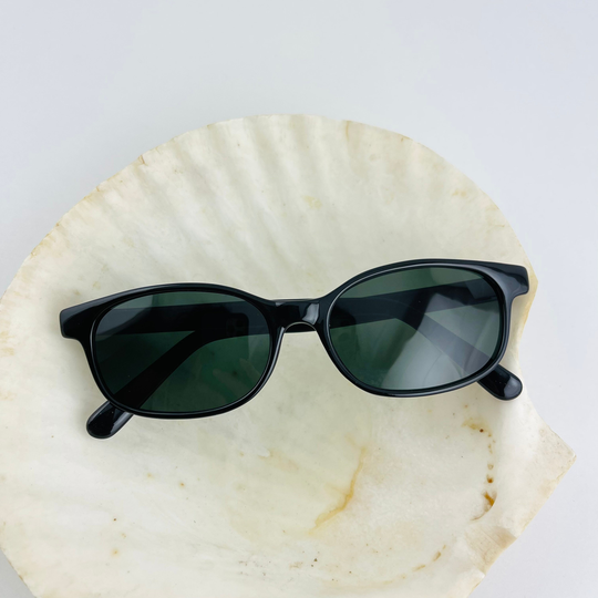 True Vintage 90S Black Square Sunglasses
