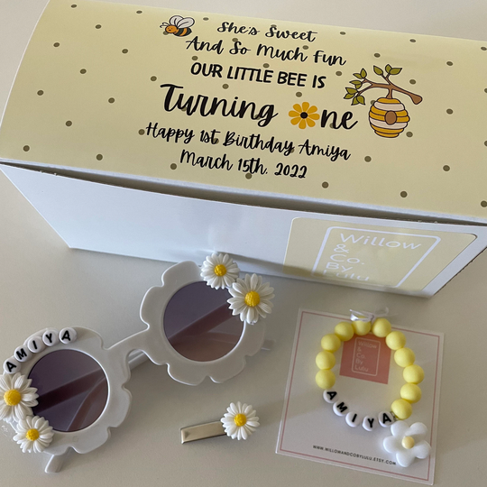 1st Bee Day, Themed Birthday Sunglasses, Personalized Birthday Party Favors, Gift Box For Her Guests , Personalized