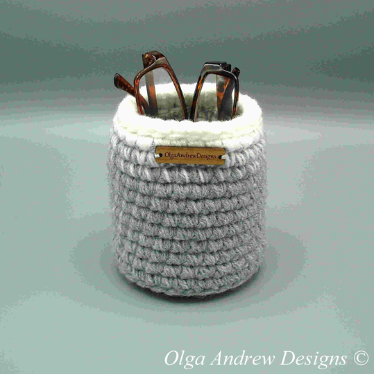 Small-Medium Eyeglass Stand Holder, Eyeglasses Sunglasses Glasses Holder Stand, Nightstand Olgaandrewdesigns