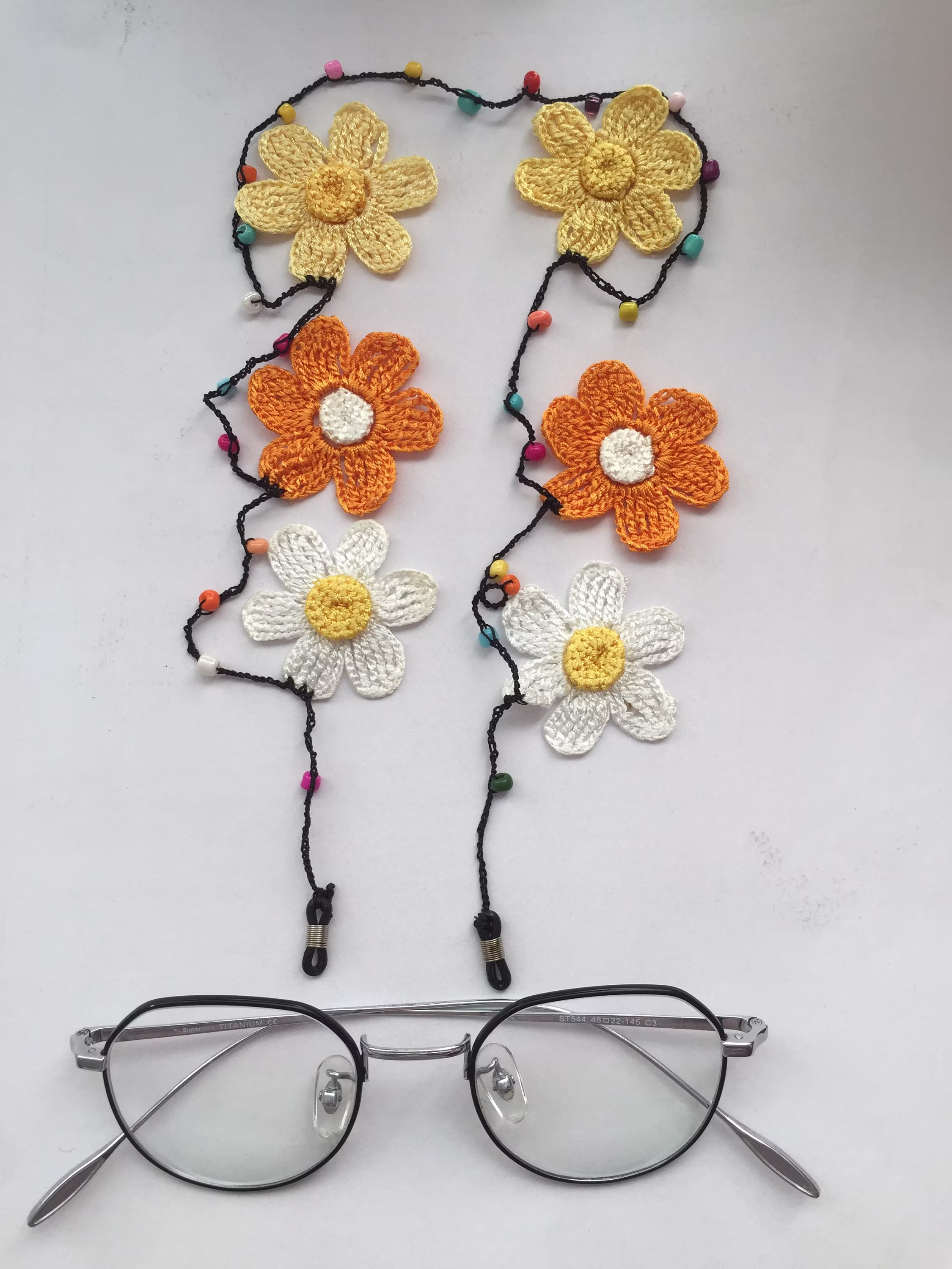 Daisies Eye Glasses Chain, White Yellow Orange Spectacle Holder, Flower Cord, Black Lanyard, Eye Holder
