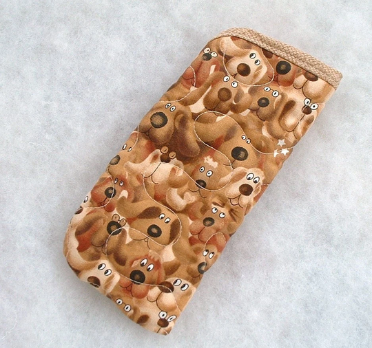Quilted Eyeglass Case - Brown Dogs