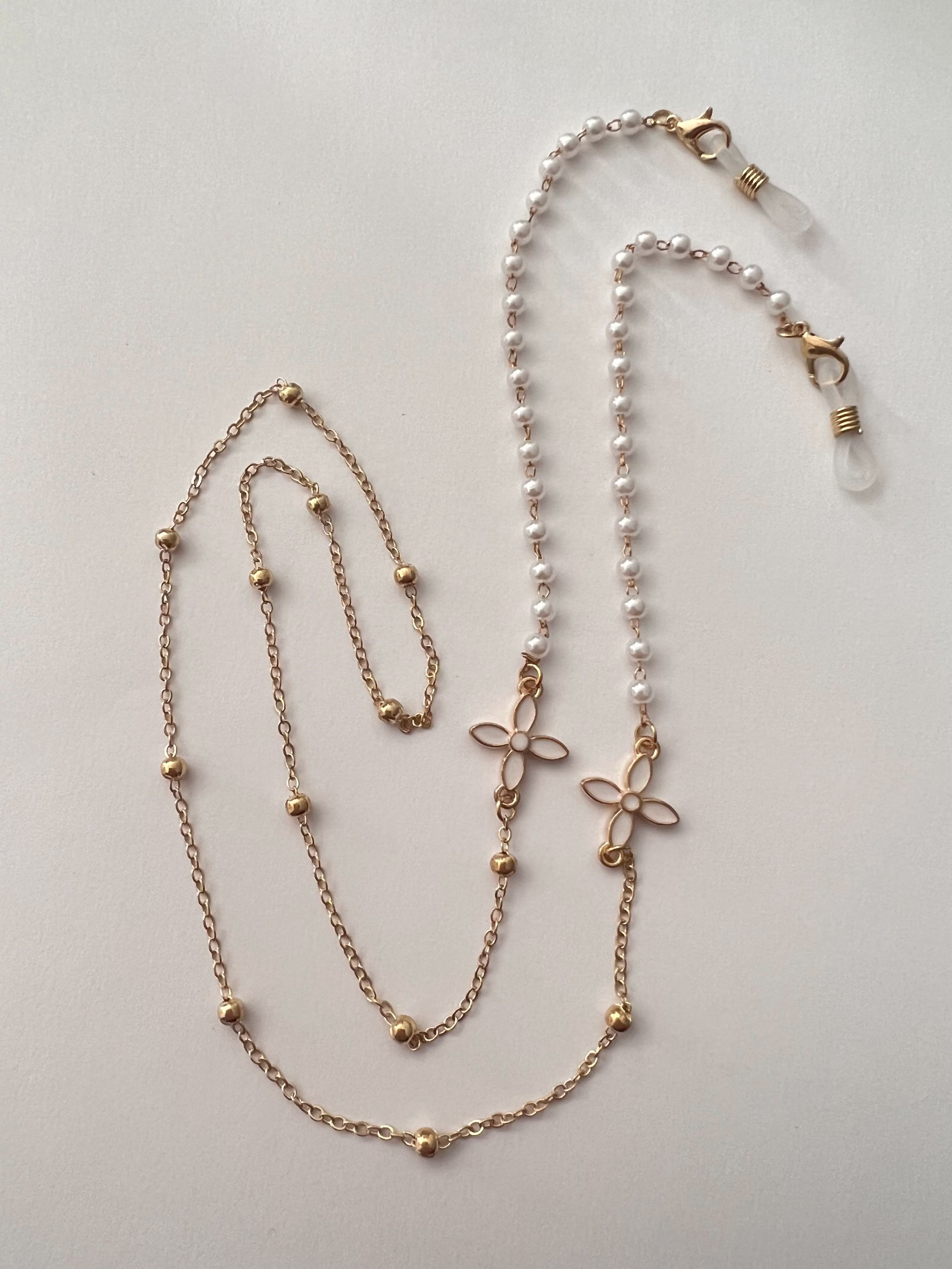 Flower & Pearl White Beaded, Gold Metal Glasses/Sunglasses Chain Holder