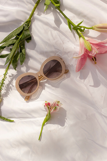 Gloss Beige Weighted Oversize Chunky Circle Sunglasses