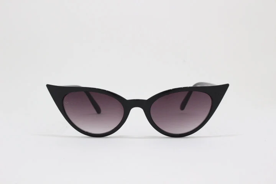 Y2K Vintage Pointed Cat Eye Sunglasses. Black Slender Frame With Graduated Lenses. Womens 50S Style Rockabilly, Pin Up Shades