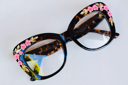 Women Clear Rosebud Sunglasses