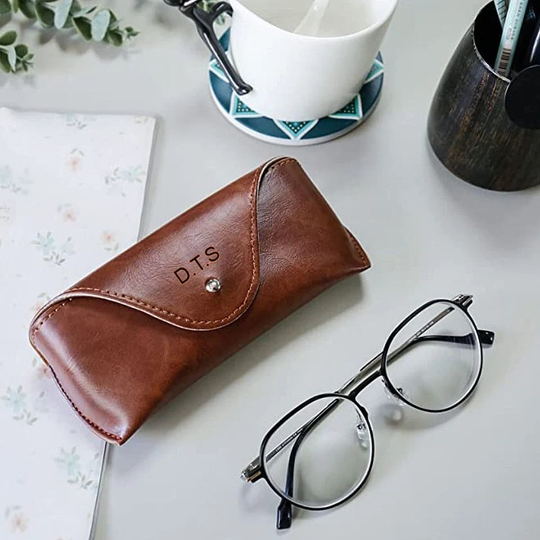 Personalised Glasses Case| Spectacles| Sunglasses| Name| Unique| Medium Hard| Cute| Gift| Present For Him, Gift Her, Anniversary