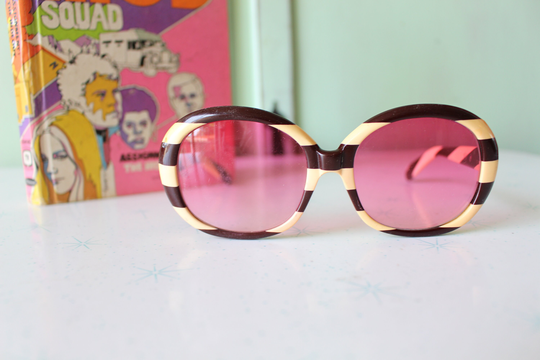 1960S Mod Vintage Sunglassesvintage. Round. Fancy. Costume. Accessories. Pink Lens. Twiggy. Designer. 1950S. Rare. Big Gems