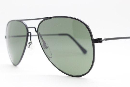 Vintage 80S Aviator Sunglasses. Black Metal Frame With Dark Green Lenses. Classic Unisex Teardrop Aviators. 70S