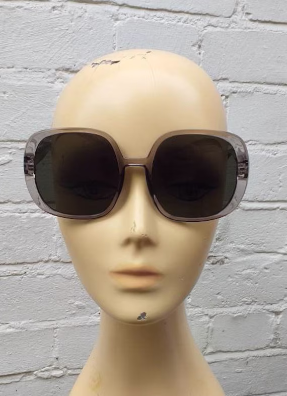 Oversized Green Lens Retro Sunglasses