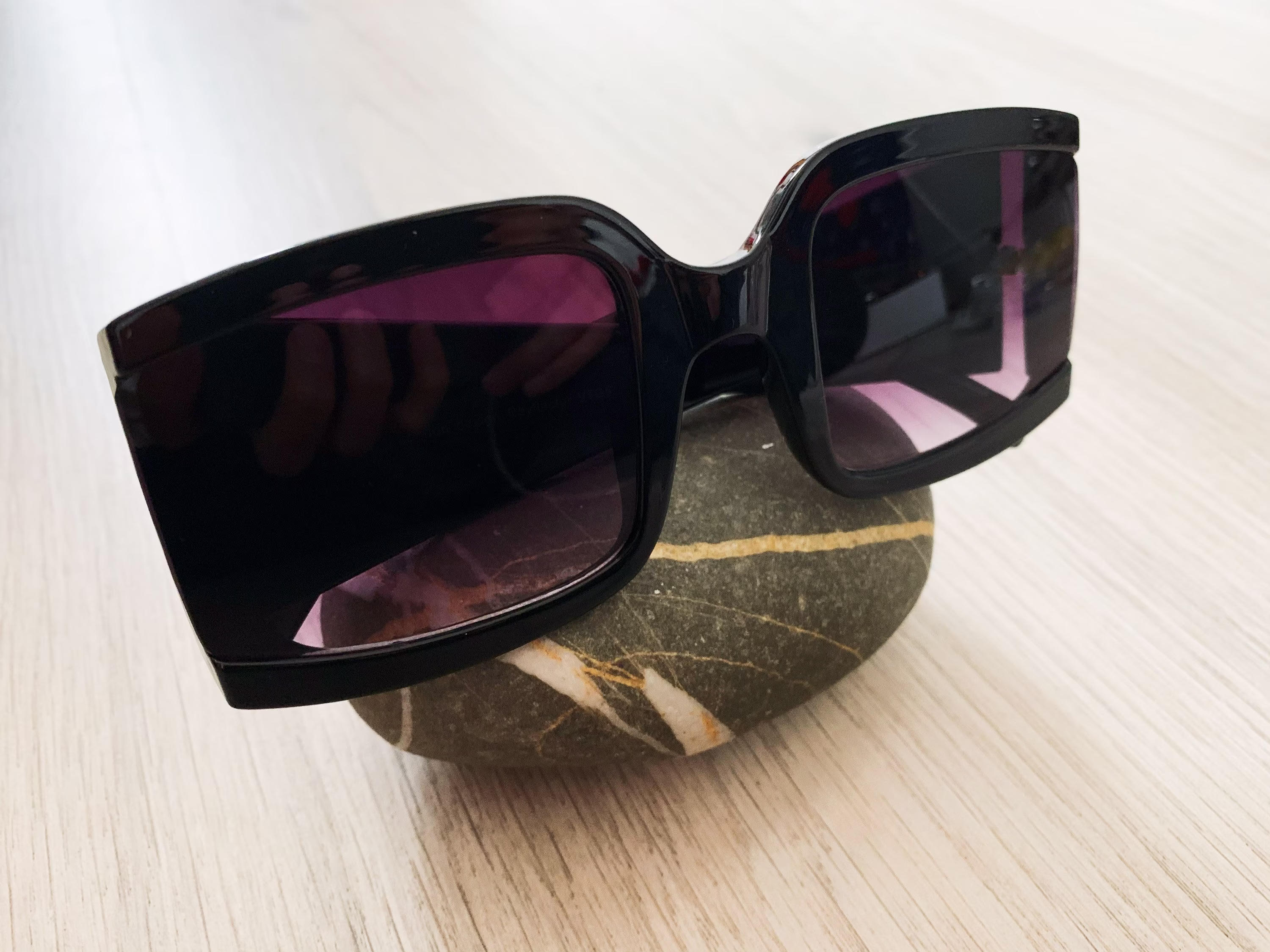 Trendy Luxury Women Cat Eye Square Sunglasses Fashioned Oversized Frame