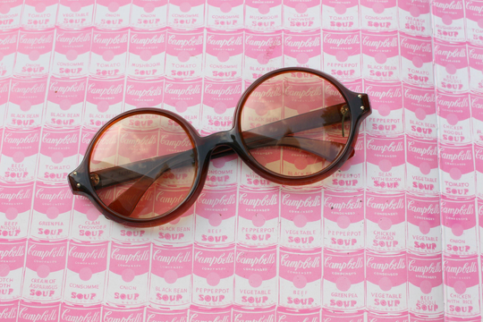 Vintage Foster Grant Round Sunglasses....dapper. Hipster. Atomic. Retro. Clubmaster. Party. Funky. Groovy. Costume. Unisex. Tort. Oversized