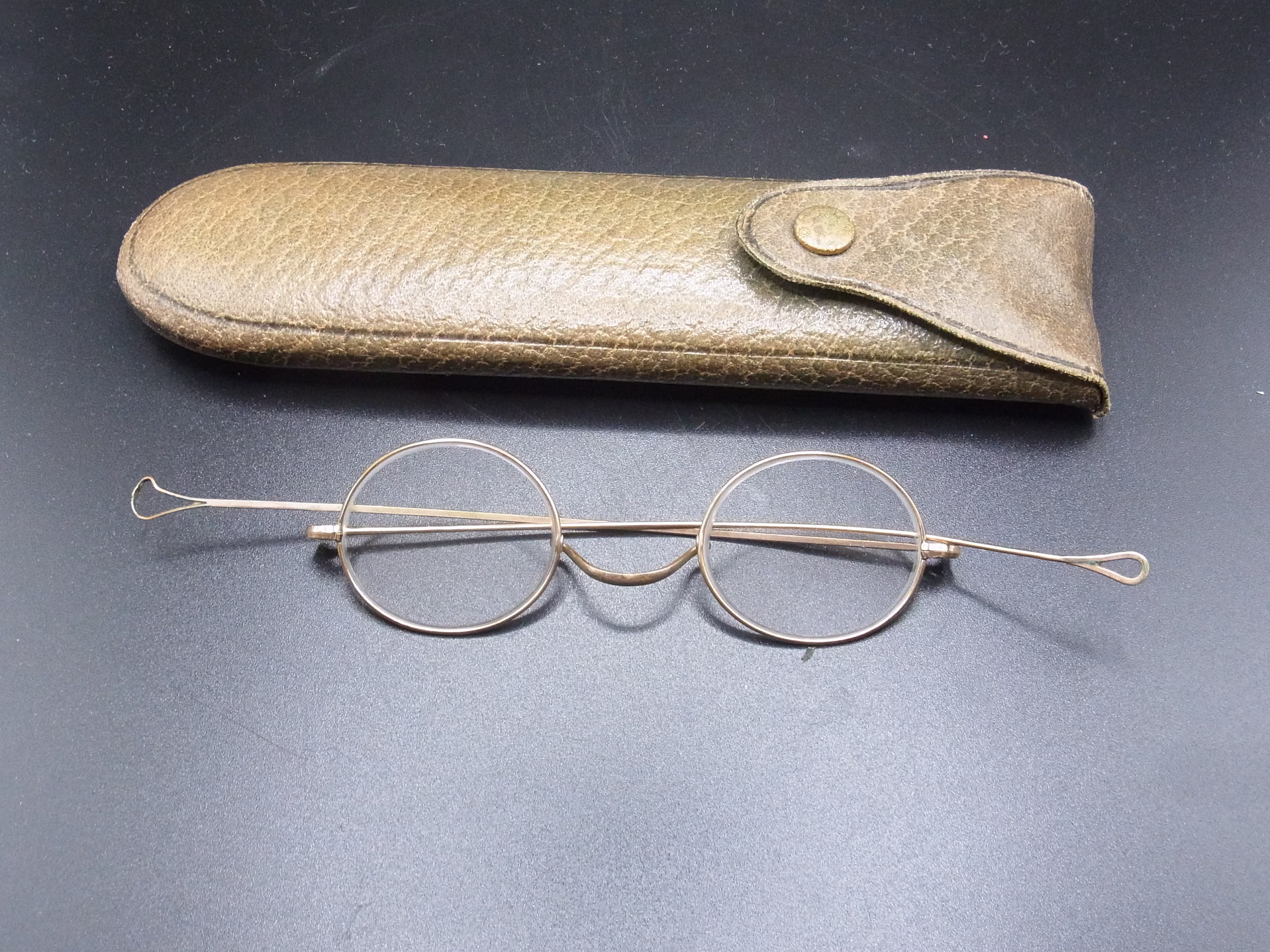 English Victorian Green Leather Spectacle Case, Gold Plated Spectacles, Antique Glasses, 1880S To 1890S, Optical Theatrical Prop, Traditional