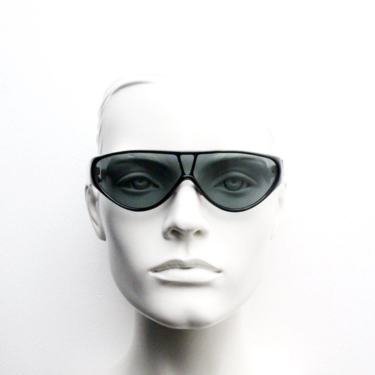 80S Vintage Stylised Visor Sunglasses. Black Low Profile Wrap Around Shield Design With Light Tone Mono Lens. Bnwt. Unused Nos