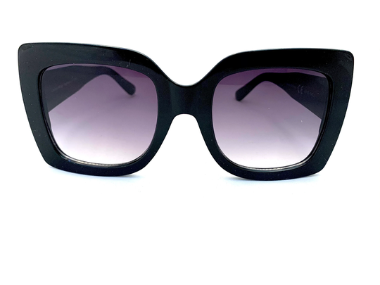 Vintage 60's Sunglasses, Sunnies, 60S Style Retro Oversized Shades, Vintage Black Frame Sunglasses