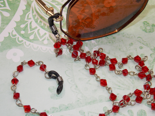 Retro Red Vintage Style Eyeglass Chain Sunglasses Glasses Holder Clips Clip On Chains Beaded Pinup Classic Goth Rockabilly