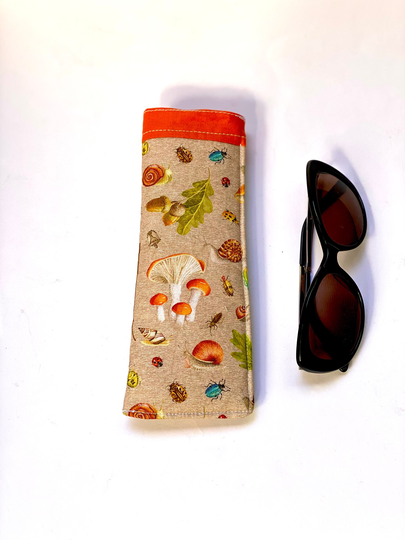 Sunglasses Case in Fabric With Botanical Drawings Print