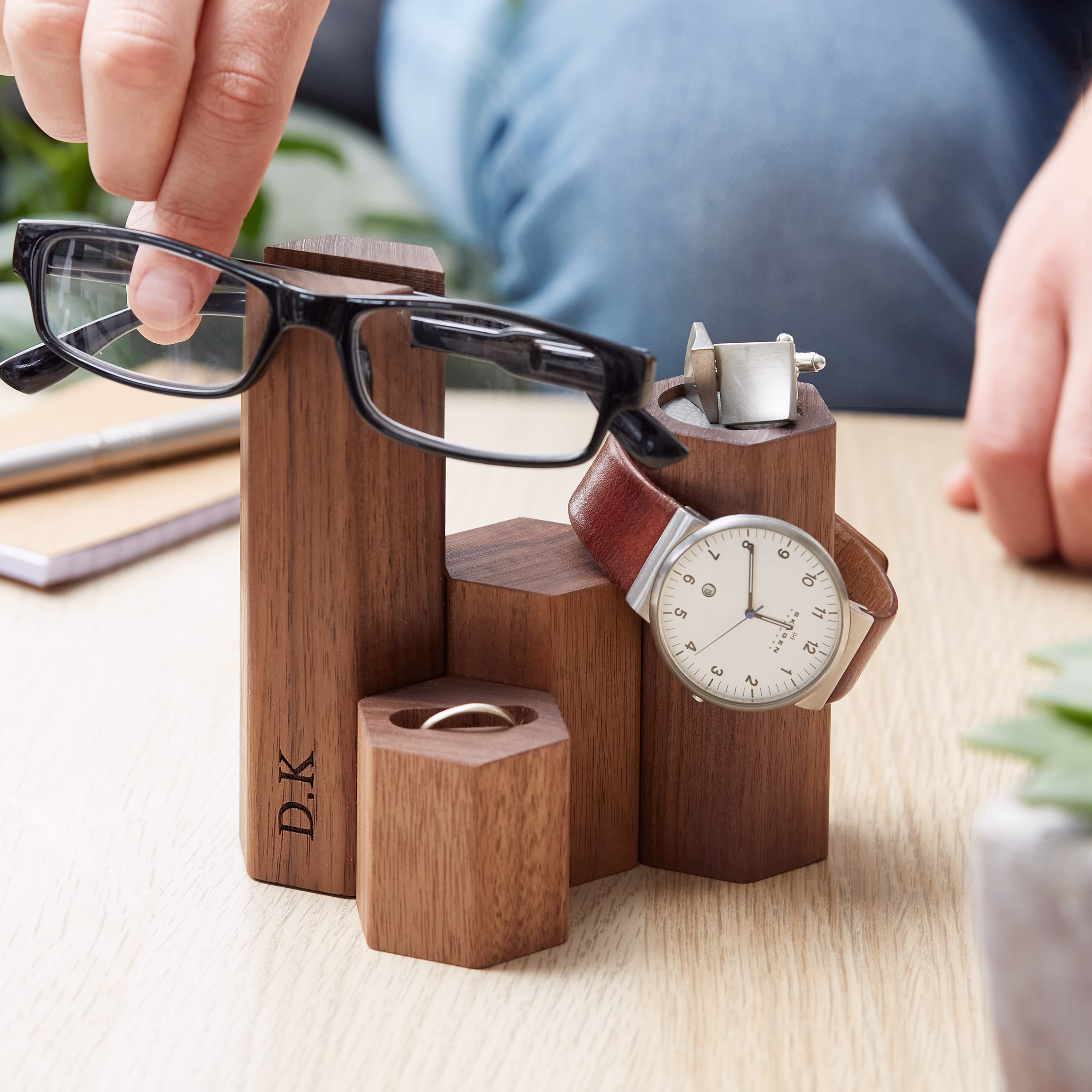 Personalized Walnut Hex Glasses & Jewellery Stand/Dad Gift For Him Wood Watch Stand Groomsman Personalised Display
