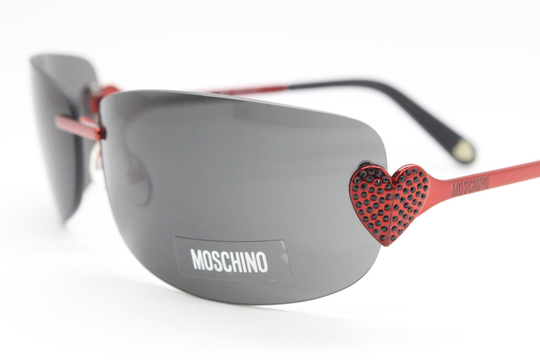 Moschino Diamante Red Heart Y2K Sunglasses. Vintage Wraparound Frameless Black Lenses With Signature Logo. 2000S