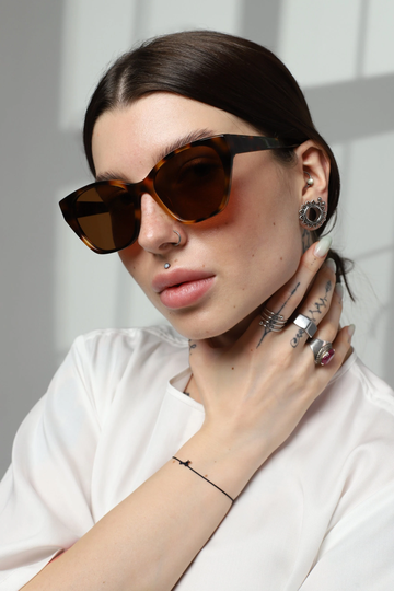 Cat Eye Sunglasses Women Tortoise Shell, Black, Red With Polarized Uv400 Lenses Or Without The Chain