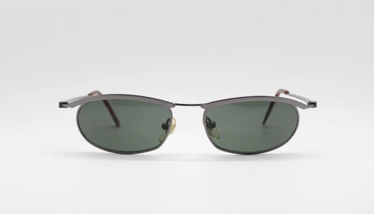 90S Vintage Metal Sunglasses. Slim Flat Frame With Protruding Side Joints in Gunmetal Grey. Unused Nos