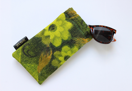Vintage 60S Floral Barkcloth Sunglasses Case. Retro Mid Century Flower Geometric Glasses Pouch. Large Padded Summer Accessory. Ucycled Gift