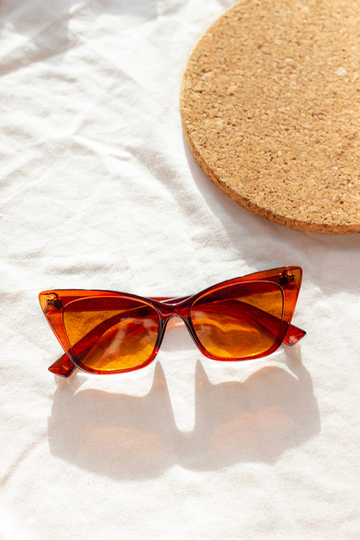 Transparent Brown Wide Classic Cat Eye Sunglasses