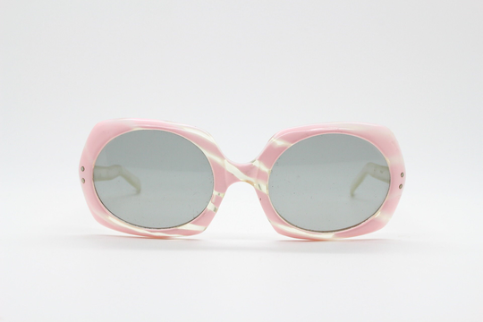 60S Vintage Oversized Sunglasses Made in Italy. Era Defining Pink & White Tiger Print With Transparent Arms. Womens Psychedelic Mod. 70S