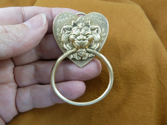 Lion Big Cat Wild Lions Head Doorknocker Leaf Heart Design Brass Eyeglass Holder ID Badge Pin Pendant Lover E-944