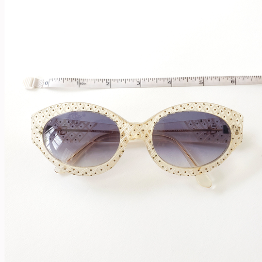 Super Chic Emmanuelle Khanh Oval Sunglasses