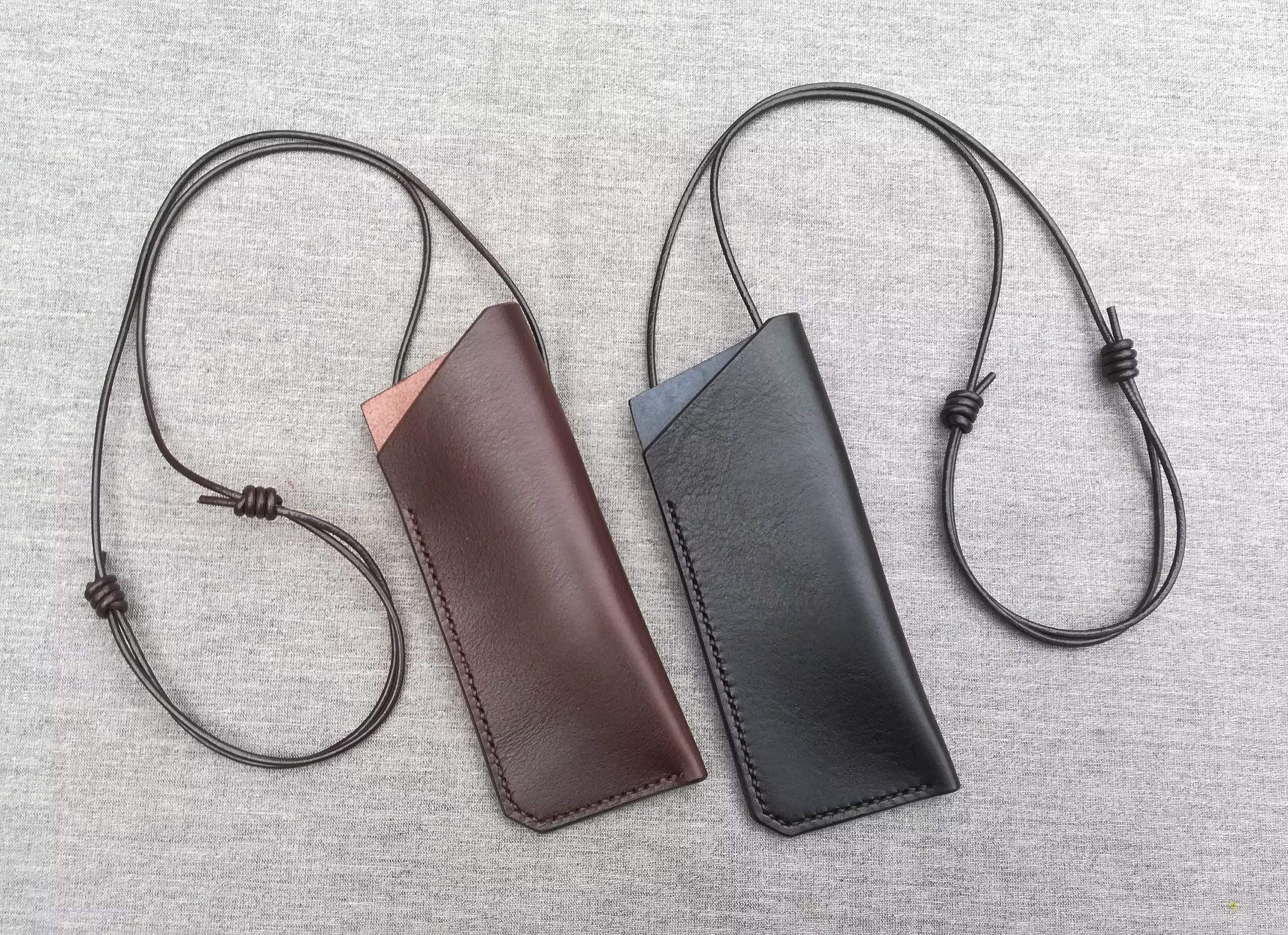 Slim Reading Glasses Sling Handmade in Premium Leather, Leather Pouch, Holder, Lanyard, Case