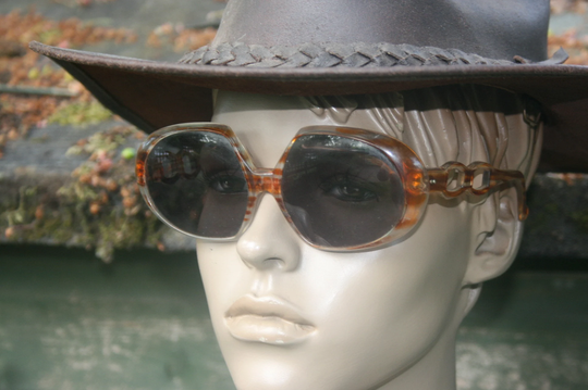 Vintage 1970S Oversized Sunglasses, Tortoiseshell/ Mottled Beige, Open Sides, Dark Glasses